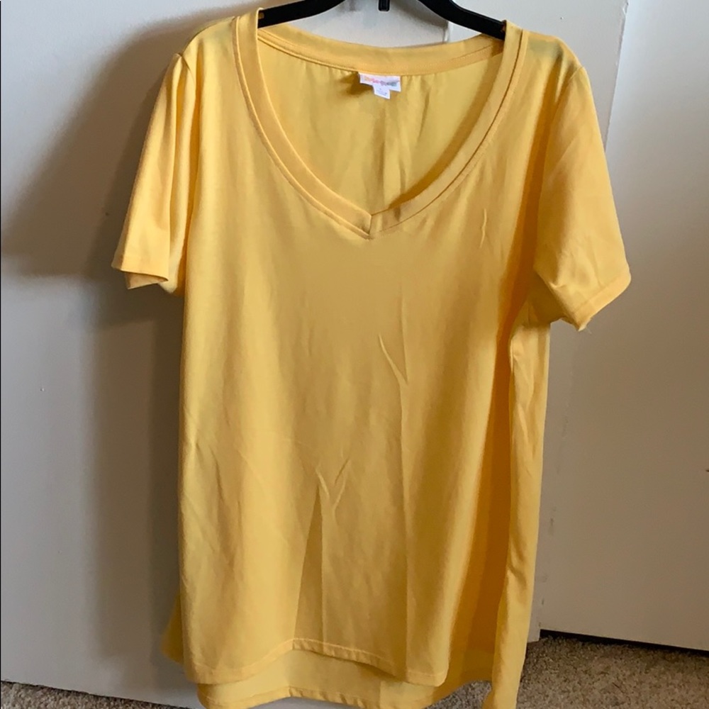 Lularoe Christy tee